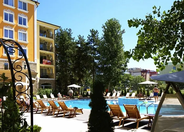 Marvel Delux Private