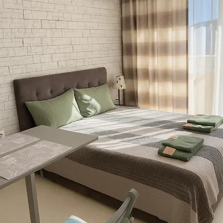 Marvel Delux Private * Солнечный берег