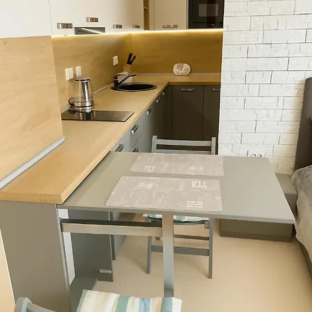 Marvel Delux Private Апартаменты *